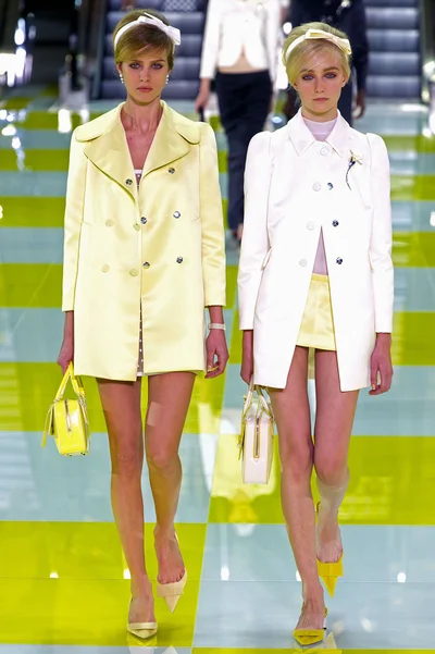 Look 23